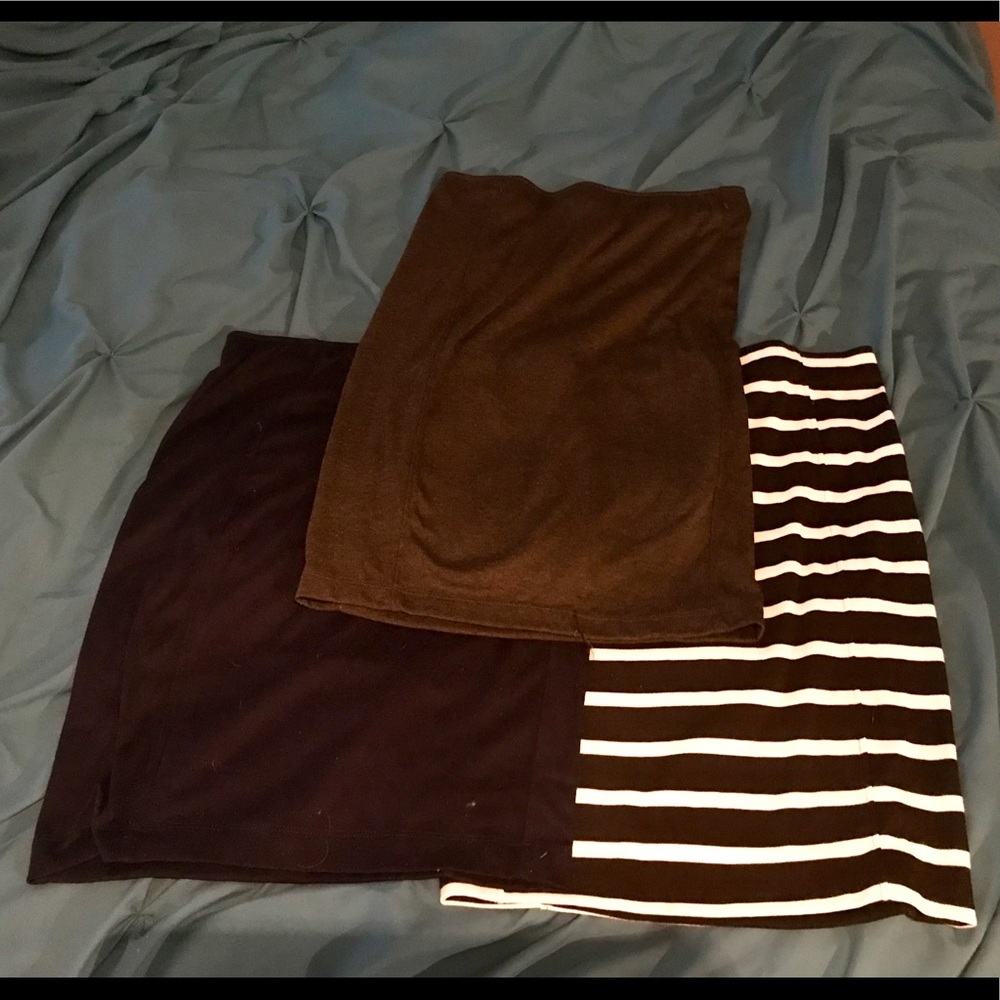 Set of 3 cotton, spandex pencil skirts Sz S